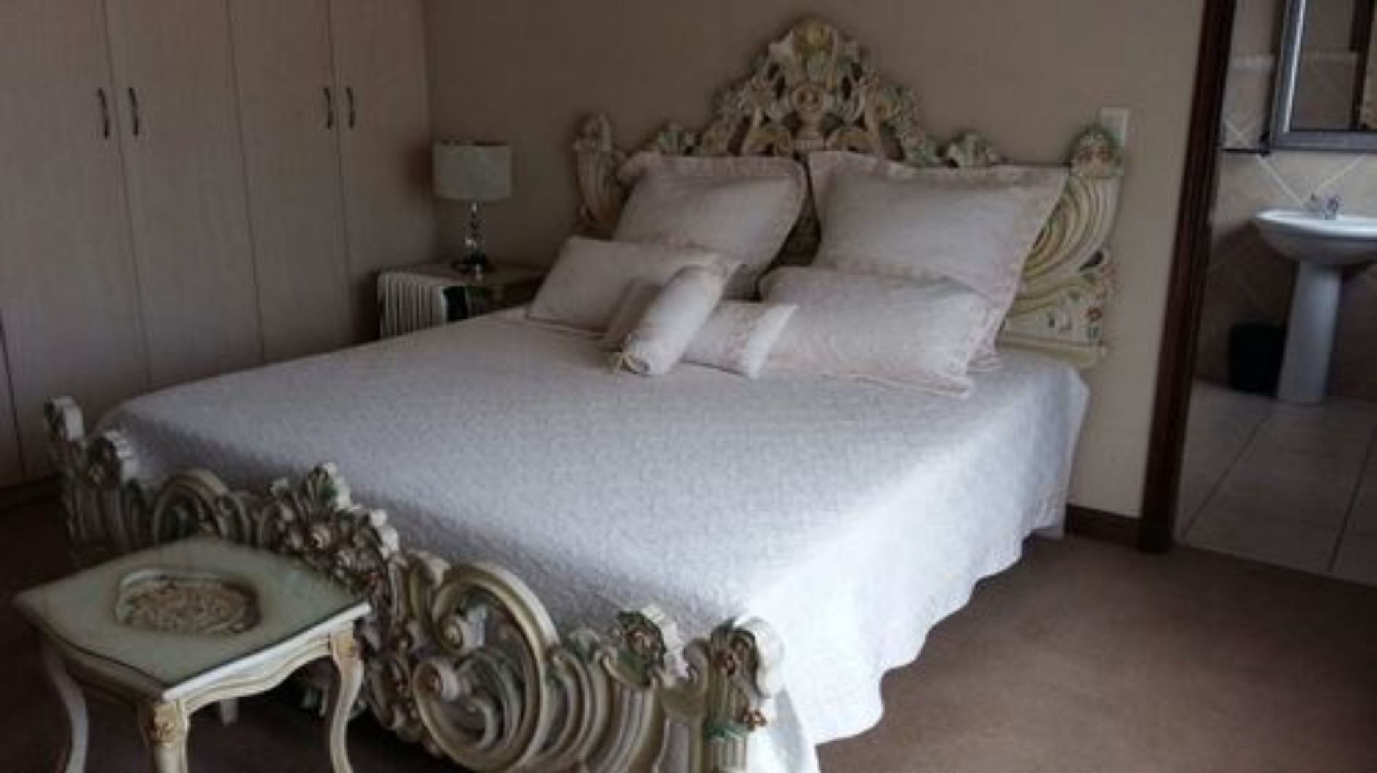 Budias Guest House Kempton Park Extérieur photo